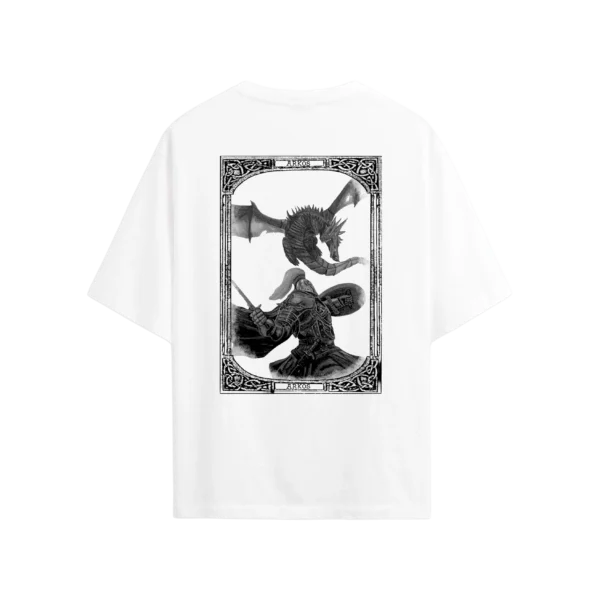 Camiseta Oversize Blanca – Guerrero contra dragón