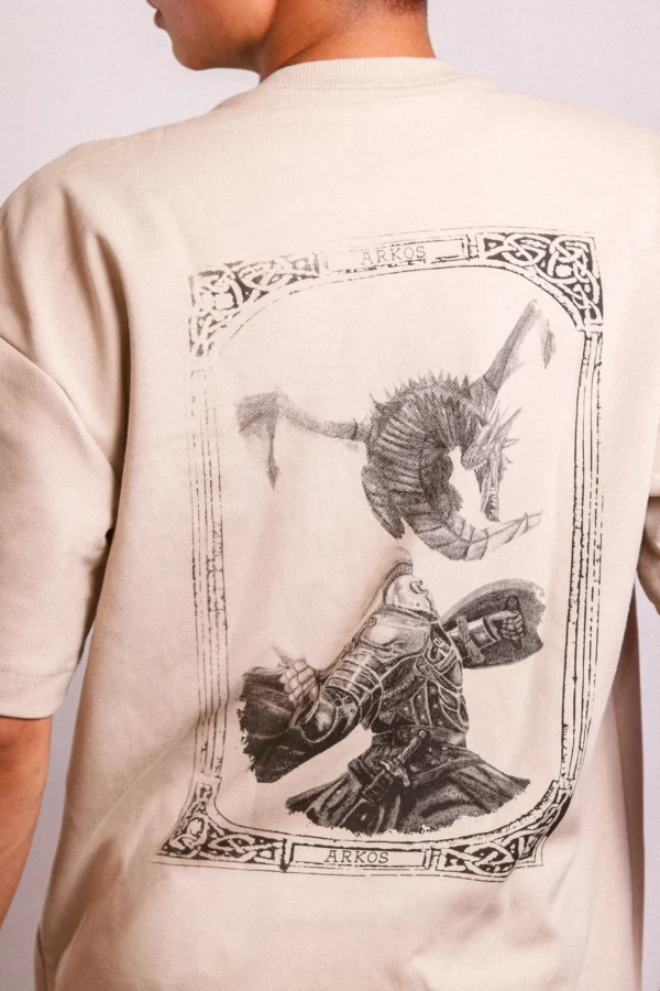 Camiseta Alto gramaje guerrero contra dragón